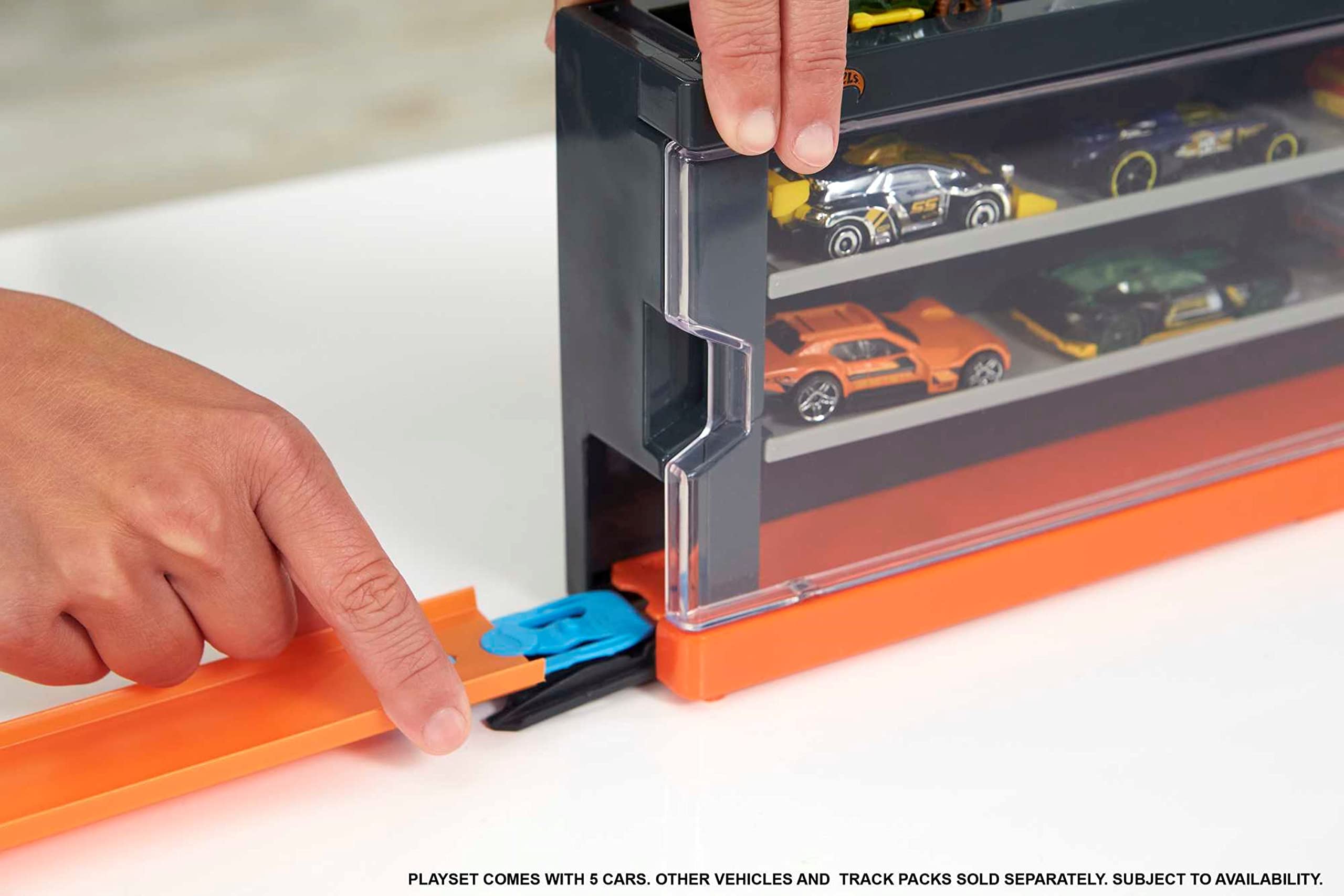 Hot Wheels Toy Cars, Set of 8 1:64 Scale Vehicles & Interactive Display & Storage Case That Holds up to 12, Connects to Track - Image 5